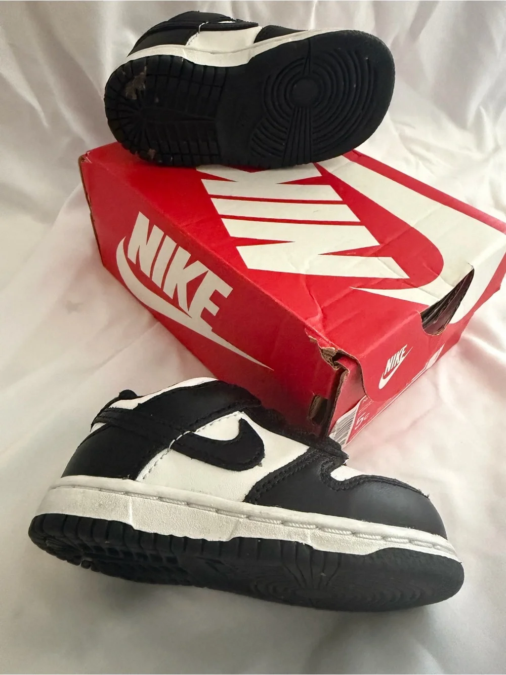 Nike Kids Black and White Retro Sneakers PANDA
